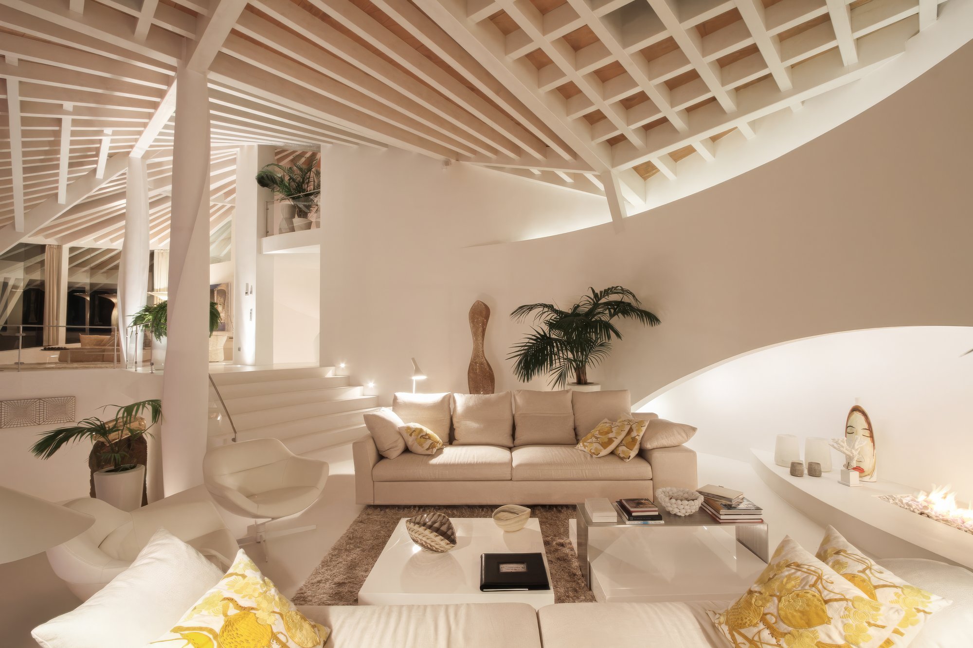 The Salon at night — view 2